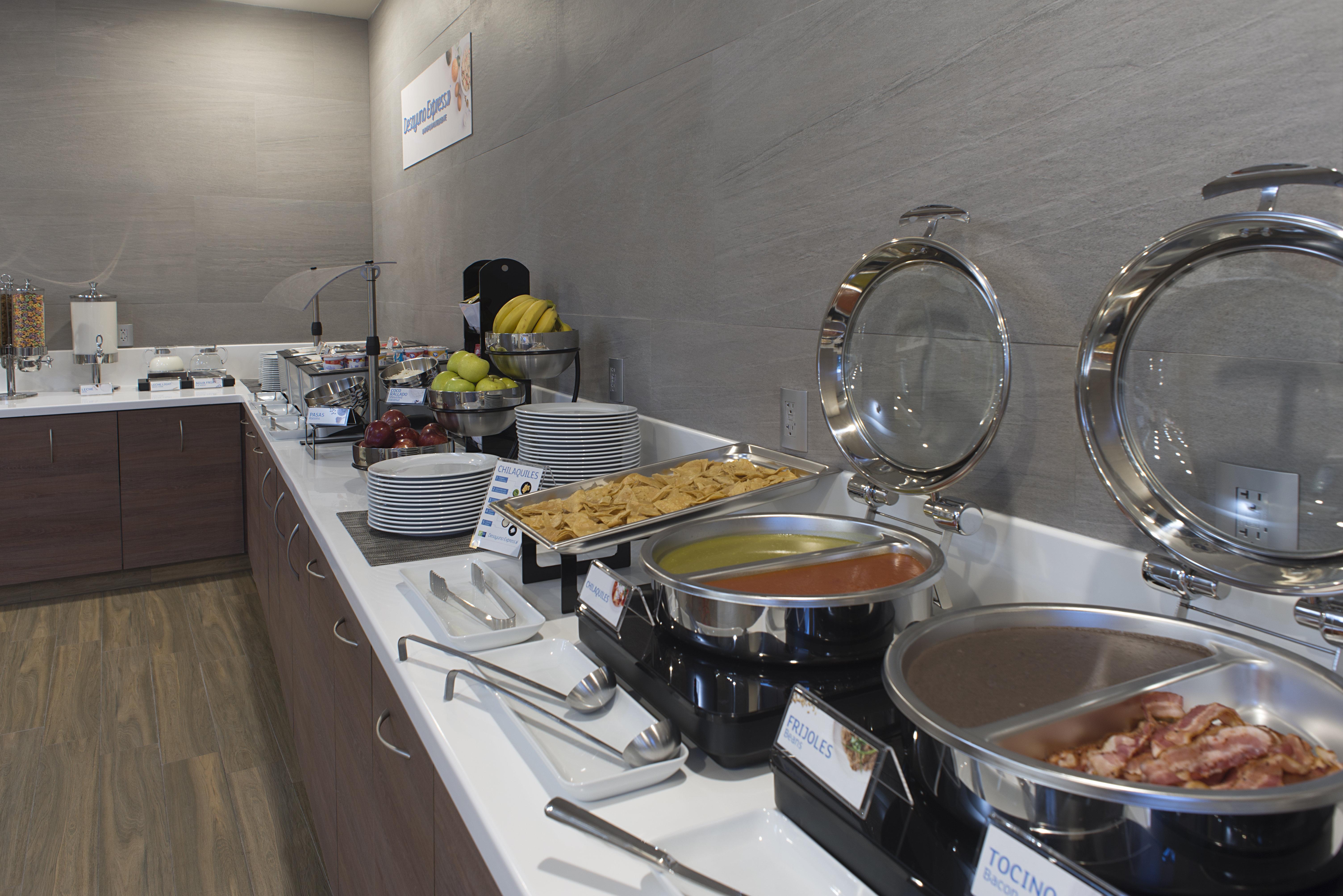 Holiday Inn Express Mexico- Toreo By Ihg Eksteriør billede