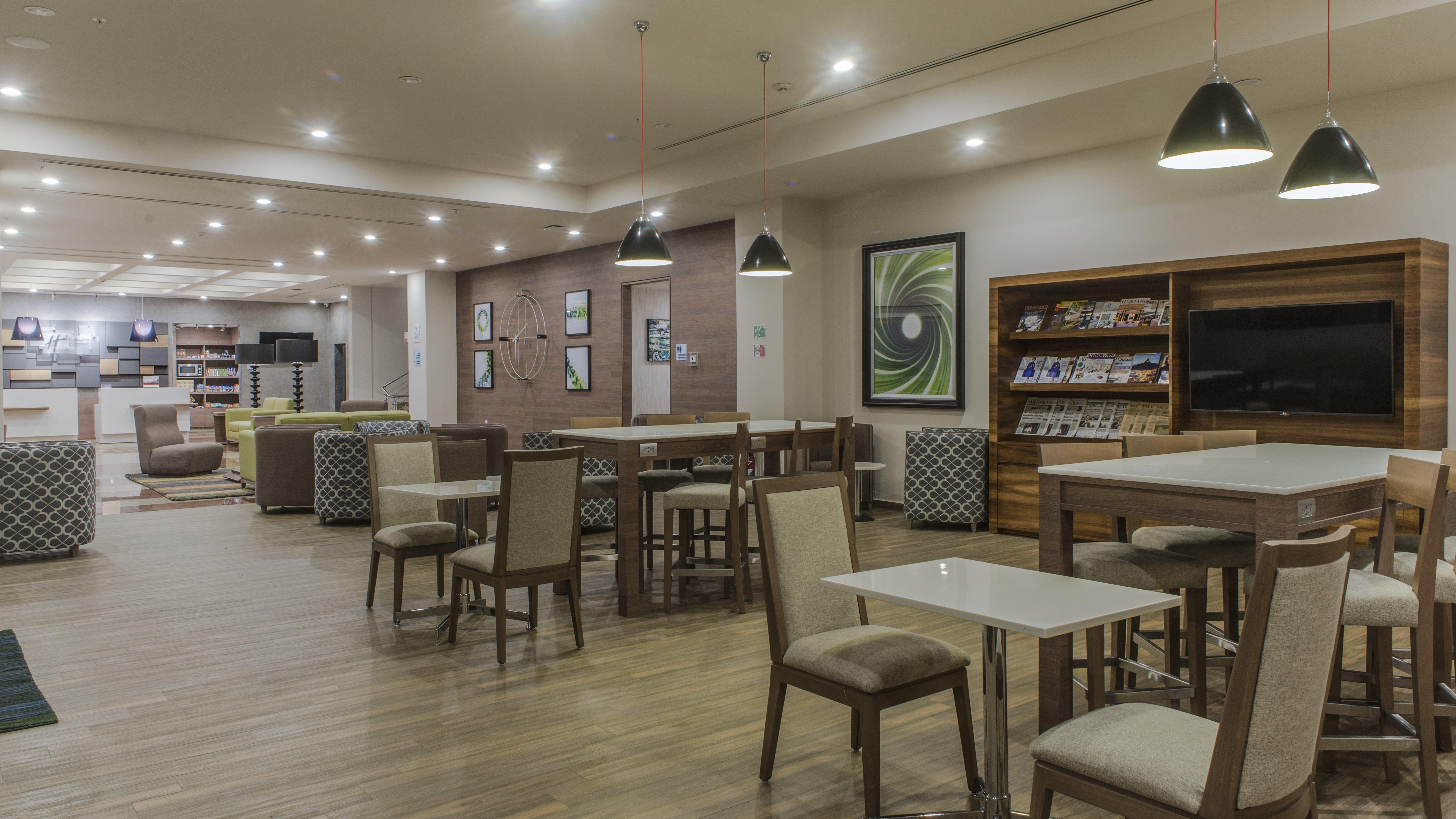 Holiday Inn Express Mexico- Toreo By Ihg Eksteriør billede